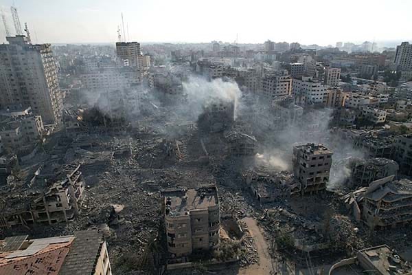 La Crisis en Gaza 2025: Un Análisis Completo del Conflicto y su Impacto Humanitario